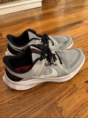 Nike Quest Men’s Gray, Black and White Athletic Running Shoes